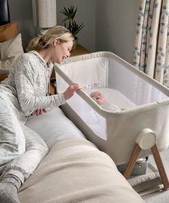 Mamas & Papas Lua Bedside Crib Bundle with Mattress Protector & Fitted Sheets - Fawn - Image 2