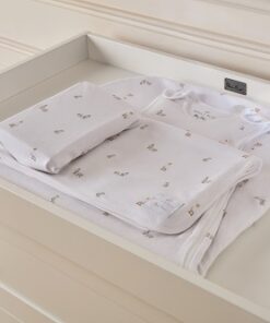 Silver Cross Rosa & Blue New Arrival Bedside Crib Set - Duckling - Image 3